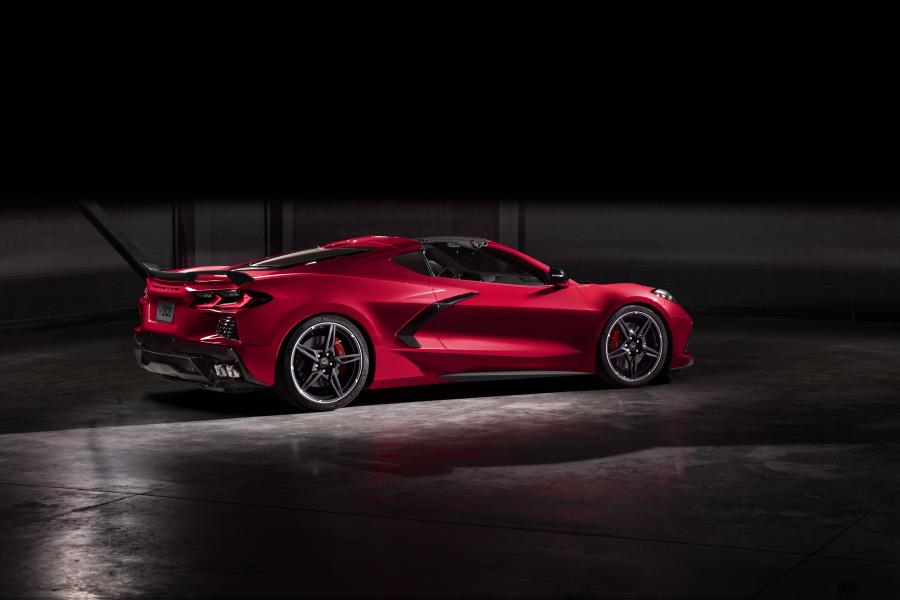  Chevrolet Corvette Stingray Z51 (C8) 2019 года  (NA) (фото 27 из 77)